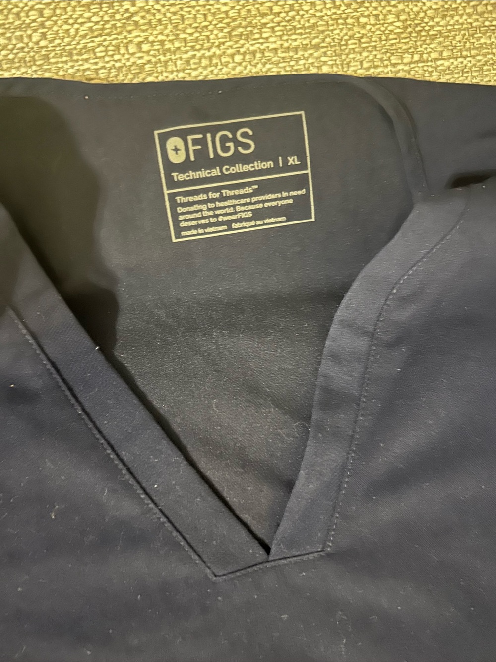 Figs Technical Collection V‑Neck Scrub Top in Navy